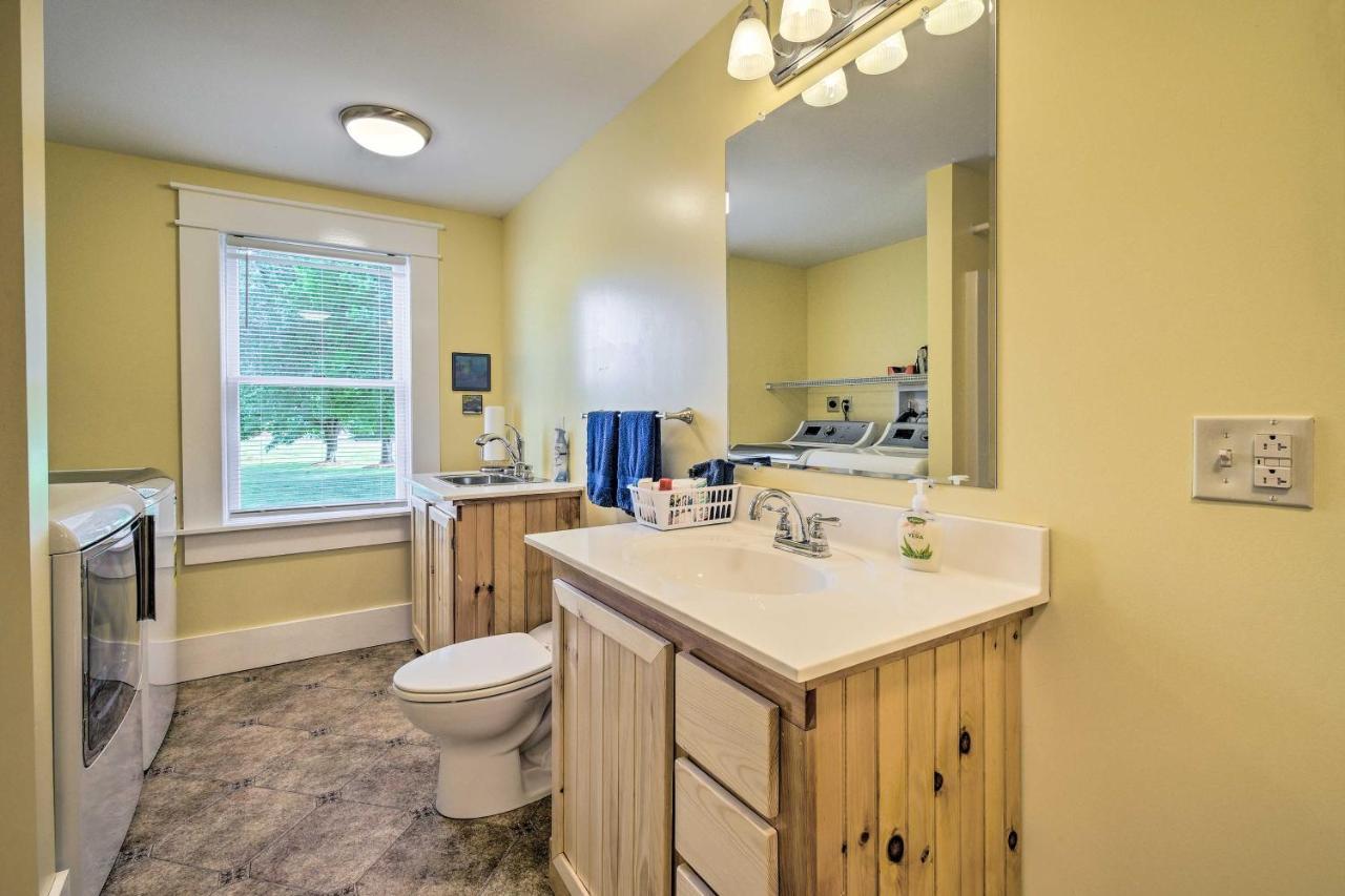 Charming Stanley Home With Yard, 7 Mi To Seneca Lake Geneva Exterior foto